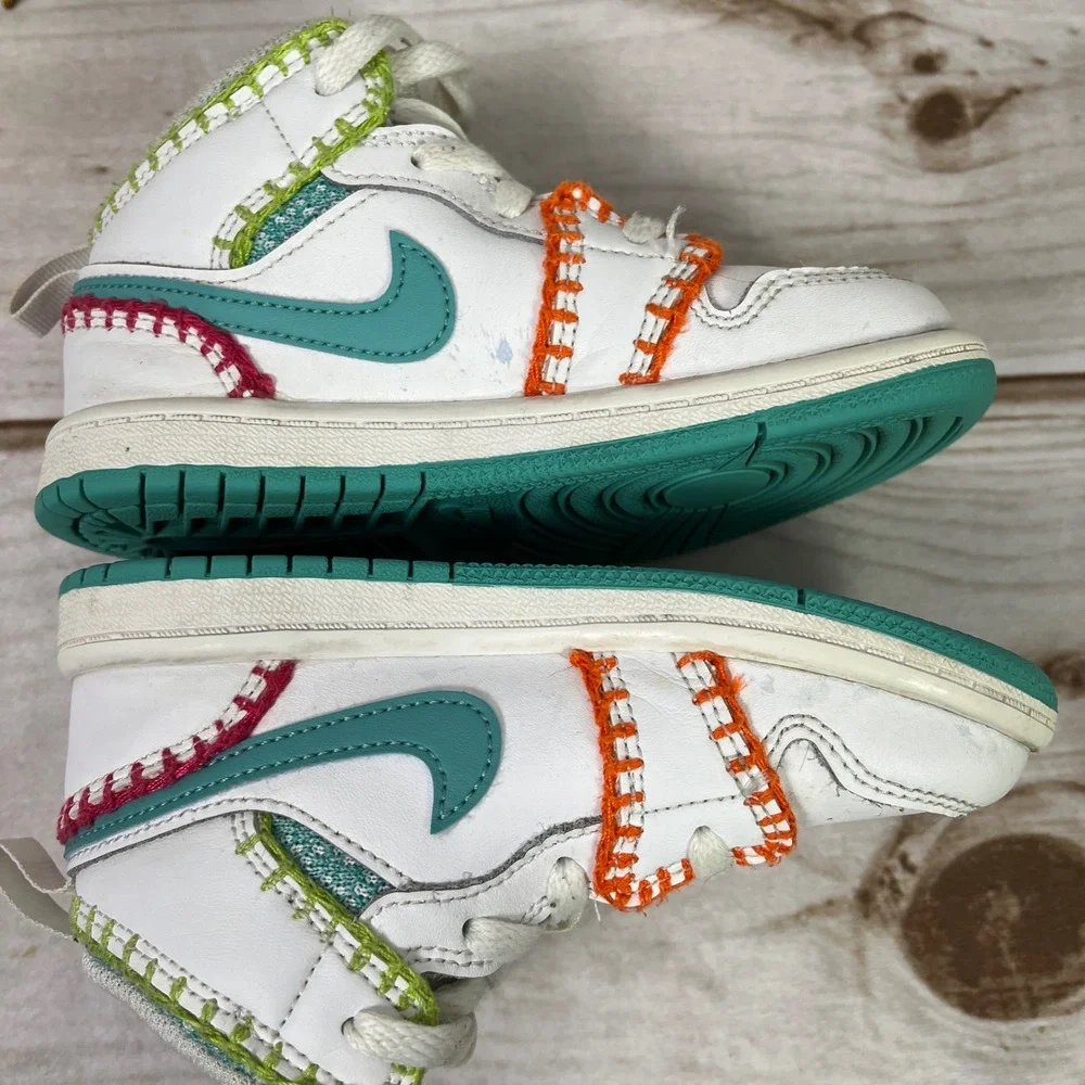 Nike‎ Girls Jordan 1 Mid SE White Teal Orange Stitch Toddler Shoes 9C